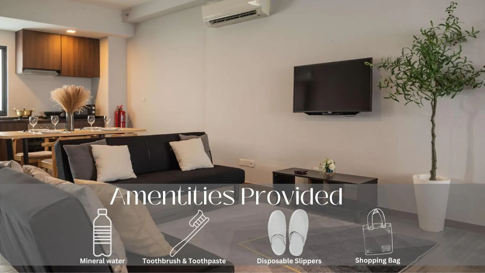 Deluxe Seaview Suite Twin Bed By The Only Bnb Tanjung Tokong